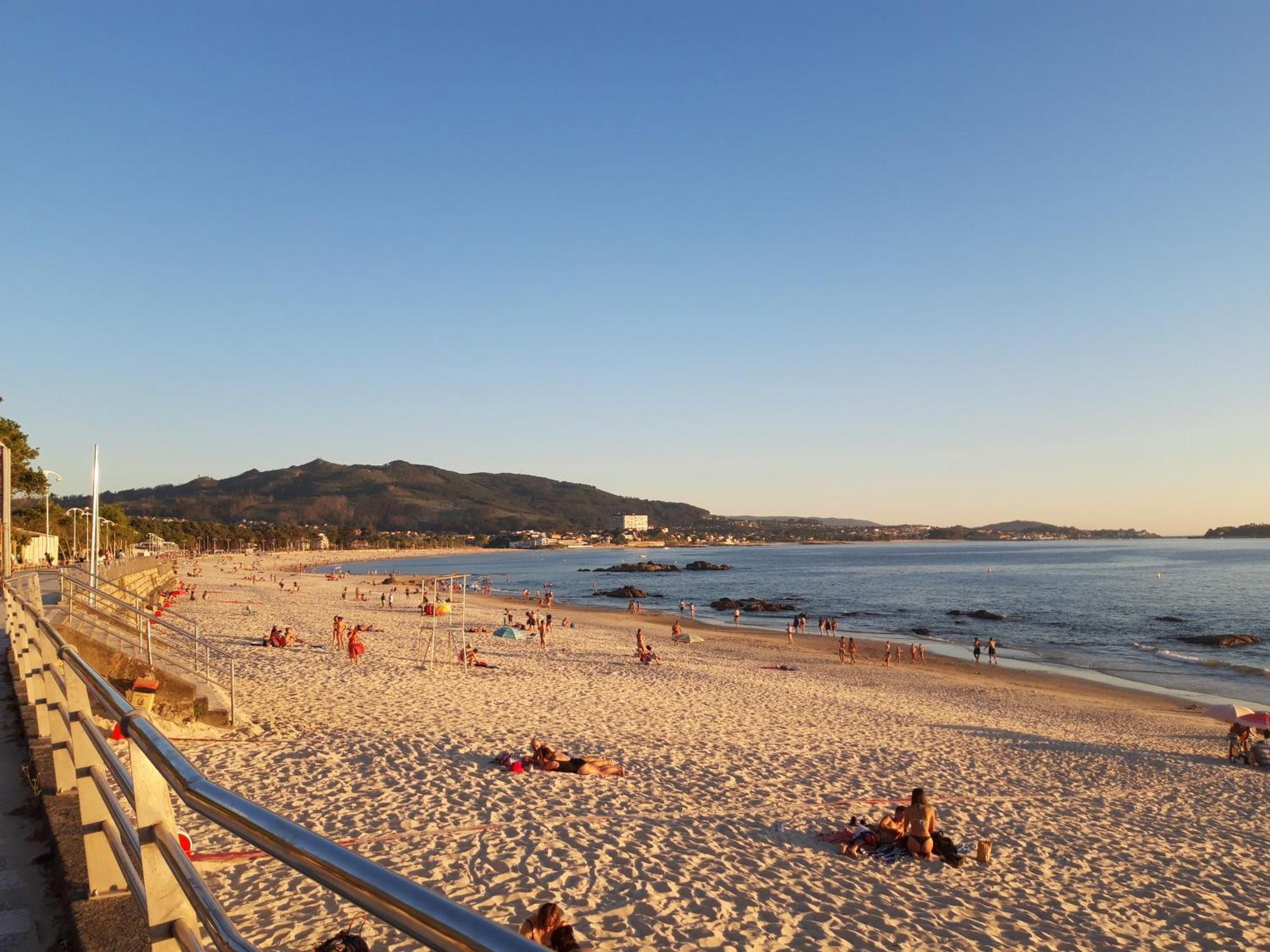 شقة Atico En La Playa De Samil فيجو المظهر الخارجي الصورة